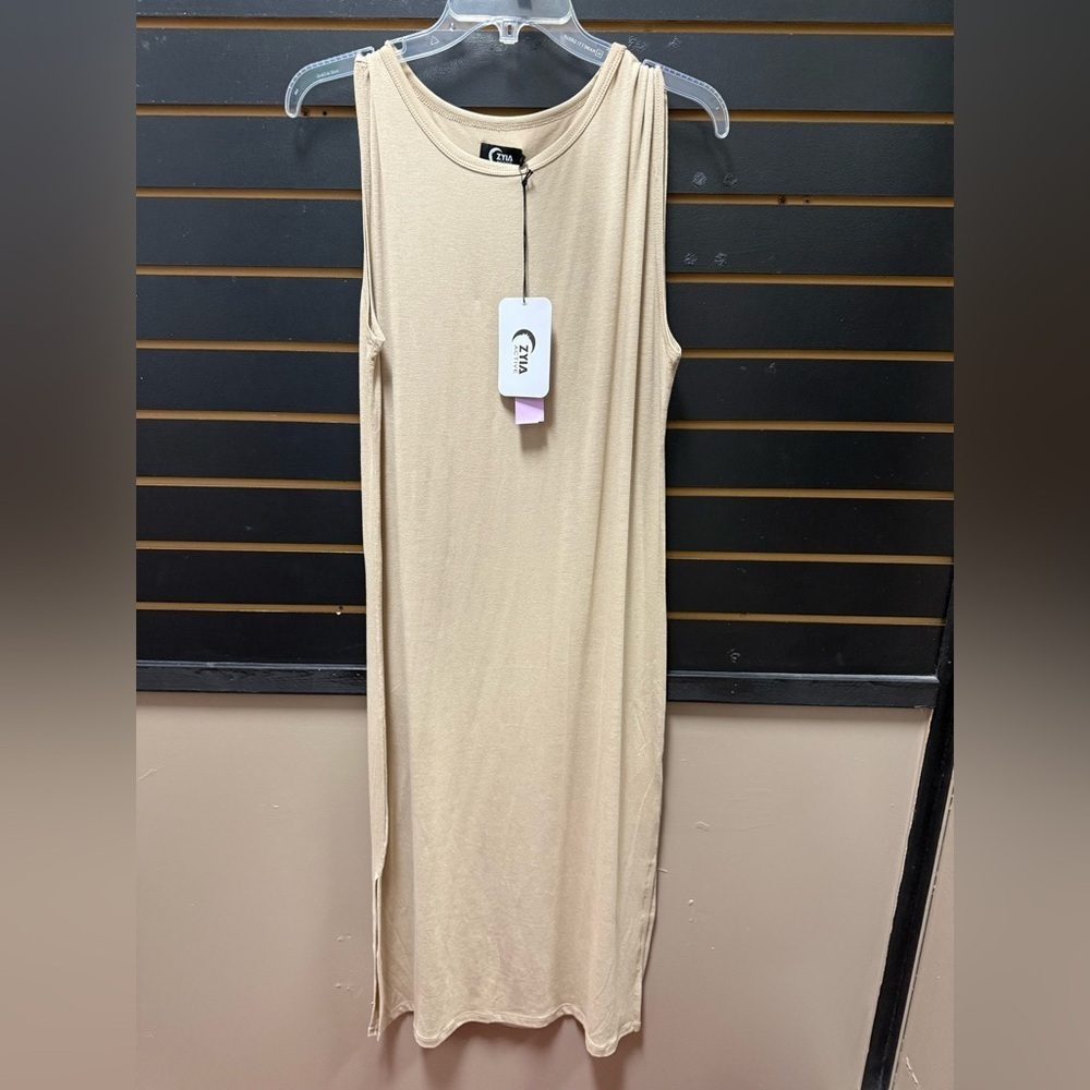 Zyia Active Monterey Dress Warm Sand Sleeveless Sporty Midi Size L NWT